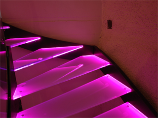 LED Treppe violett